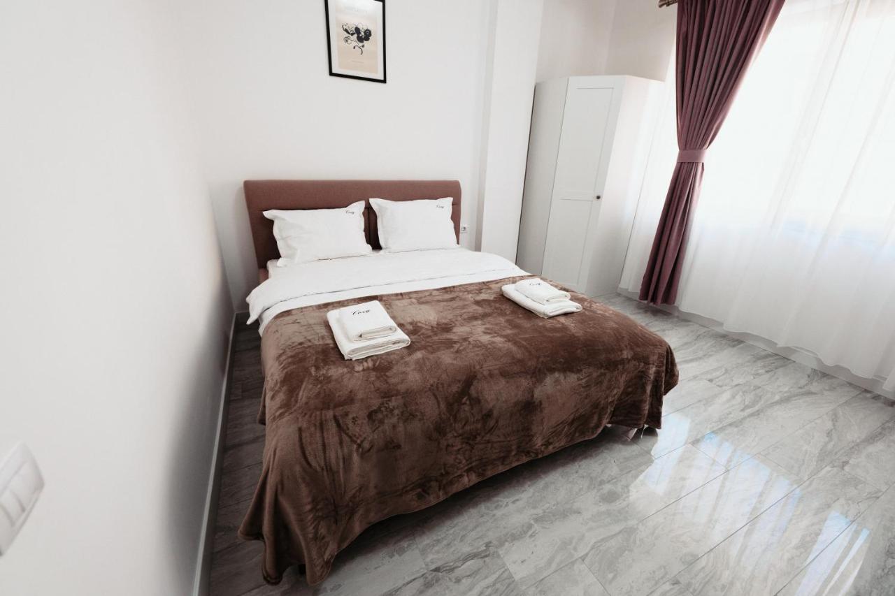 Cozy Aparthotel - Central City Suceava Buitenkant foto